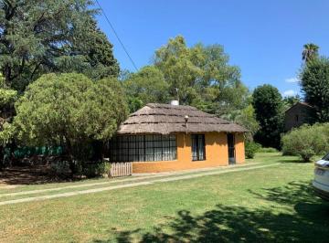 Quinta vacacional · 150m² · 2 Dormitorios · 2 Cocheras · Venta Casa Tortuguitas Parque y Pileta