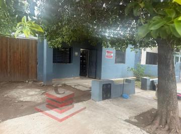 Casa · 80m² · 4 Ambientes · 1 Cochera · Casa en Venta en Barrio Los Sauces a m de Av Principal