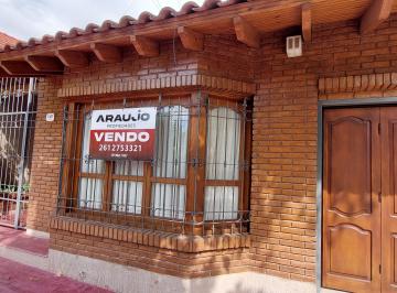 Casa de 6 ambientes, Dorrego · Vendo Casa en Dorrego!