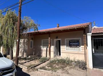 Casa de 4 ambientes, Puerto Madryn · Casa en Venta en Puerto Madryn de 3 Dorm.
