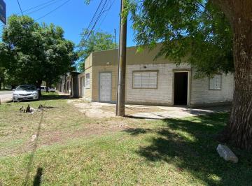 Casa de 4 ambientes, Ciudad de Santa Fe · Casa en Venta, Risso 1000, Santa Fe.