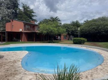 Casa · 382m² · 3 Dormitorios · 3 Cocheras · Córdoba, Villa Allende, Lomas Este, Calle Iquique Al 600
