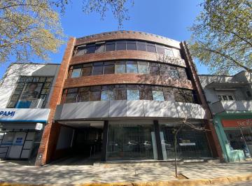 Oficina comercial · 56m² · 1 Ambiente · 1 Cochera · Oficina en Alquiler en El Centro de San Isidro
