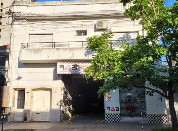 Bodega-Galpón · 281m² · Se Vende Galpon a Media Cuadra de Bv. Galvez