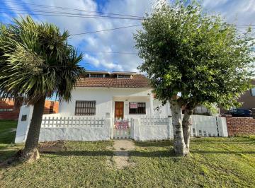 Casa de 5 ambientes, Santa Elena · Chalet Mas Departamento, Santa Elena