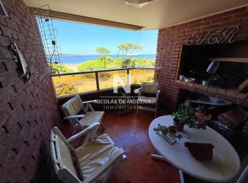 Foto1 · Apartamento con Parrillero de 4 Dorm. Frente Al Mar - Playa Mansa.