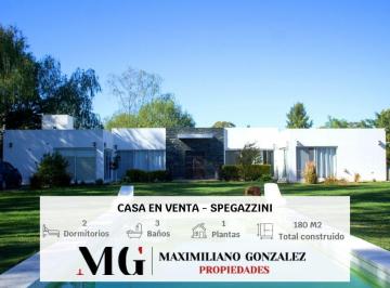 Casa · 180m² · 7 Ambientes · 4 Cocheras · Casa Quinta en Venta, 7 Ambientes - Carlos Spegaz