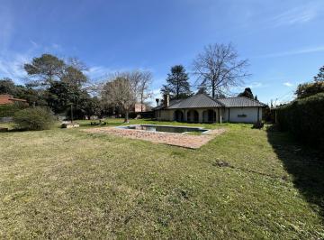 Casa · 60m² · 3 Ambientes · Venta de Casa en Parque Irizar