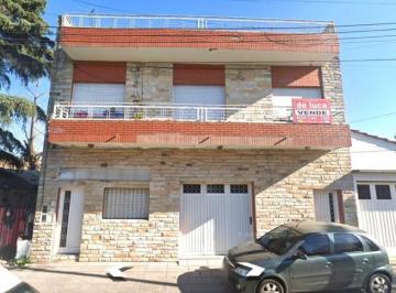 Casa · 200m² · 6 Ambientes · 1 Cochera · Casa en Venta en San Justo