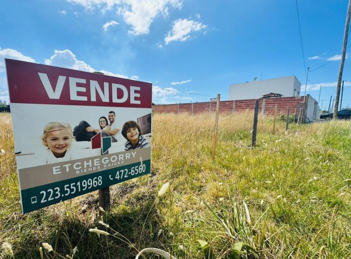 Terreno · 300m²