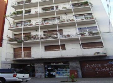 Departamento de 4 ambientes, La Plata · Departamento en Venta en 5 Nº 617 E/ 44 y 45 Dto 1º A, La Plata