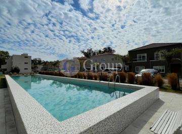 Casa · 105m² · 4 Ambientes · 2 Cocheras · Casa Duplex en Venta en Saravi Village, Pilar