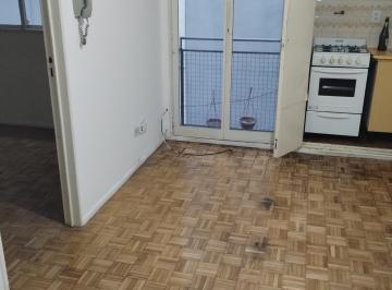 Departamento de 2 ambientes, San Nicolás · Alq. Depto 2 Amb Av Córdoba y Montevideo Caba