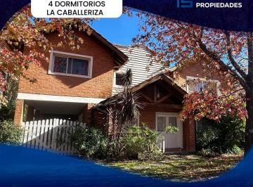 Casa · 261m² · 5 Ambientes · 2 Cocheras · Casa en La Caballeriza en Alquiler - Cuan Propiedades