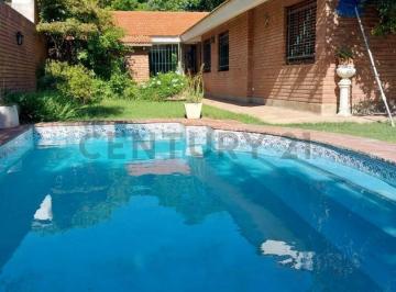 Casa · 220m² · 6 Ambientes · venta de Casa en Francisco Aston Al 6200. B° Villa Belgrano, Córdoba.