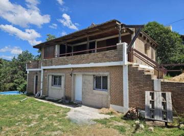 Casa · 160m² · 4 Ambientes · Venta Casa con Departamento Carlos Paz