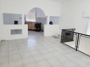 Casa · 70m² · 3 Ambientes · Casa en Alquiler Pte. Peron 6000 Rosario