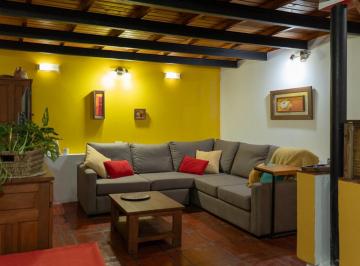 PH · 84m² · 4 Ambientes · PH en Martin