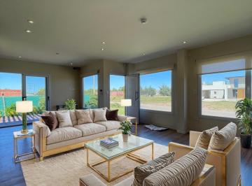 Casa · 85m² · 4 Ambientes · Casa a Estrenar - 2 D - La Cañada