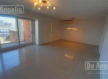Departamento · 135m² · 4 Ambientes · 1 Cochera · Semipiso - Moron - Frente a La Plaza