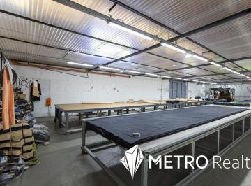 Depósito · 4500m² · 8 Ambientes · 5 Cocheras · Alquiler Galpon en Villa Martelli