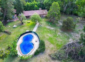Quinta vacacional · 141m² · 2 Dormitorios · 1 Cochera · 3 Ambientes Parque Pileta Cochera Parrilla Galpon