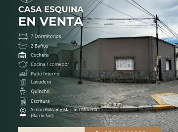 Casa · 7 Dormitorios · 2 Cocheras · Casa en Esquina en Simon Bolivar y Mariano Moreno