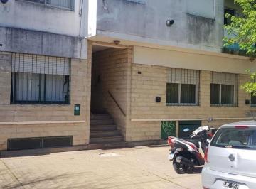Departamento · 75m² · 4 Ambientes · 1 Cochera · Departamento de 2 Dorm. en Venta