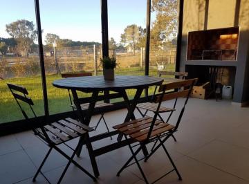 Departamento de 1 ambiente, Valeria del Mar · Monoambiente en Venta con Patio y Parrilla Valeria - Ostende
