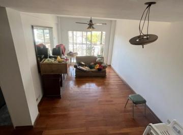 Departamento · 85m² · 5 Ambientes · 1 Cochera · Triplex 5 Amb. con Cochera Quincho y Parrilla Oferta!