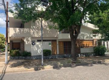 Casa · 342m² · 5 Ambientes · 1 Cochera · Casa 3 Dorm. Ubicada en Zona Sur | Rosario