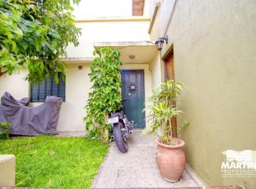 Casa · 130m² · 3 Ambientes · Casa en Venta de 3 Ambientes en Martínez a Refaccionar Lote 171 m²