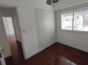 Departamento · 60m² · 3 Ambientes · Excelente 3 Amb C/dep Balcon Terraza a m de Av Sta Fe
