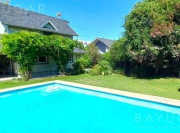 Casa · 150m² · 5 Ambientes · 2 Cocheras · Venta Casa en Barrio La Masia - Pilar Apto Crédito