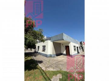 Casa · 85m² · 3 Ambientes · 1 Cochera · Casa en Venta en Villa Luzuriaga