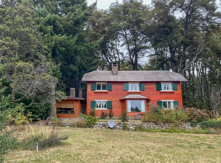 Casa · 251m² · 5 Ambientes · 1 Cochera