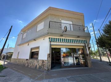 Oficina comercial · 12m² · 1 Ambiente · Local en Lambertucci