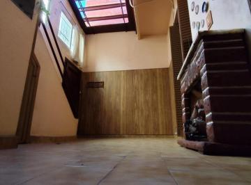 PH · 50m² · 3 Ambientes · PH en Venta 3 Amb, Pompeya. Quincho - Parrilla -, ¡Excelente Ubicación! Se Escuchan Ofertas