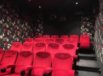 Oficina comercial · 80m² · 5 Ambientes · Microcine en Alquiler - 2 Baños - 80 m² - Balvanera