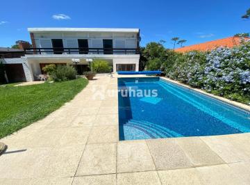 Foto1 · Venta Casa Cinco Dorm. Punta del Este Playa Mansa Piscina