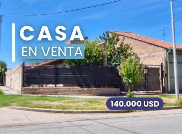 Casa · 68m² · 4 Ambientes · 1 Cochera · Casa de 3 Dorm. en Una Sola Planta