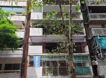 Departamento de 2 ambientes, Belgrano · Belgrano: 2 Amb. Cfte! A/profes. 1/2 Cuadra Cabildo Aguilar 2400