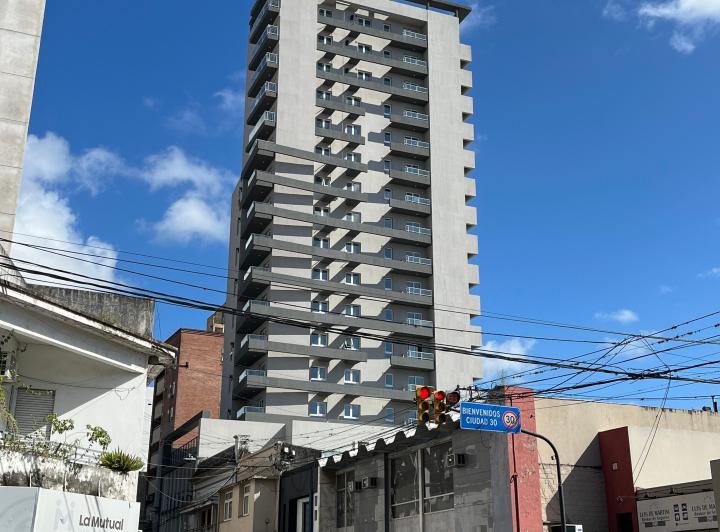 Desarrollo vertical , Ciudad de Santa Fe · Torre Adagio