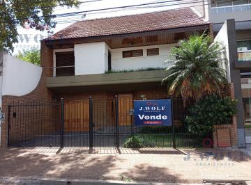 Casa · 175m² · 4 Ambientes · 3 Cocheras · Casa en General San Martin