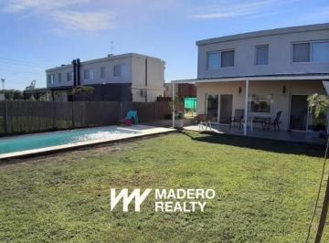 Casa · 128m² · 5 Ambientes · 2 Cocheras · Venta de Casa 5 Ambientes en San Patricio