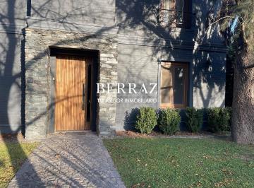 Casa · 244m² · 7 Ambientes · 4 Cocheras · Casa Venta 4 Dorm. Cc San Francisco Lote de 1280 m² Manzanares Pilar