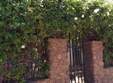 Casa de 1 ambiente, Córdoba · Villa Azalaiz - Casa en Venta