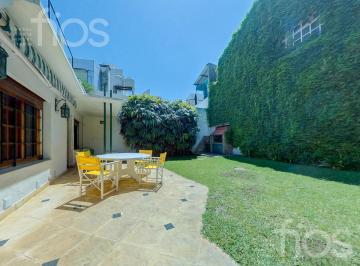 Casa · 245m² · 5 Ambientes · 1 Cochera · Venta Casa de Cuatro Dorm. con Jardin y Cochera en Abasto