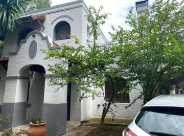 Casa de 5 ambientes, Luján · Dueño Alquila Hermosa Casa con Pileta en Las Casuarinas