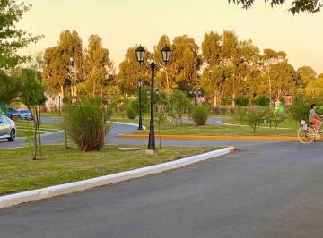 Terreno , Pilar · Venta - Terreno - Barrio Santo Tomas - Pilar